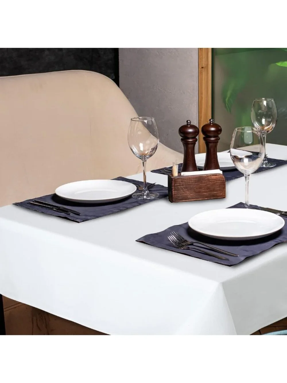 Elegant White Cotton Tablecloth 60x102